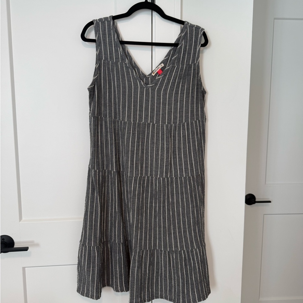 Marine Layer Gray Striped Tiered Sleeveless Maxi Dress - Picture 5 of 5
